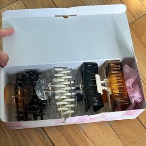 8 Hair Claw Clips Bundle Box in Black Brown Nude and Clear